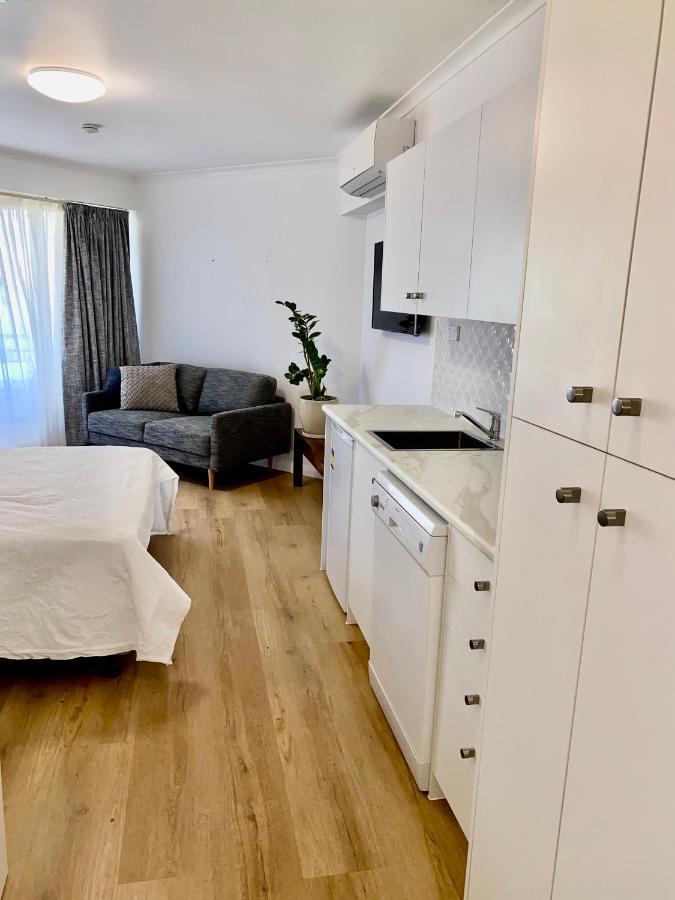 Resort Queen Studio At Alex Beach Resort Alexandra Headland Εξωτερικό φωτογραφία