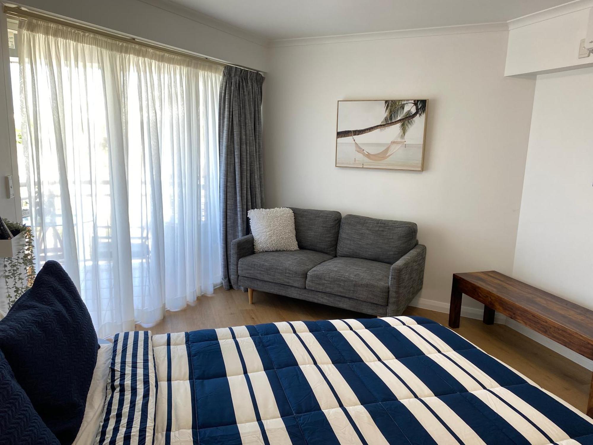 Resort Queen Studio At Alex Beach Resort Alexandra Headland Εξωτερικό φωτογραφία